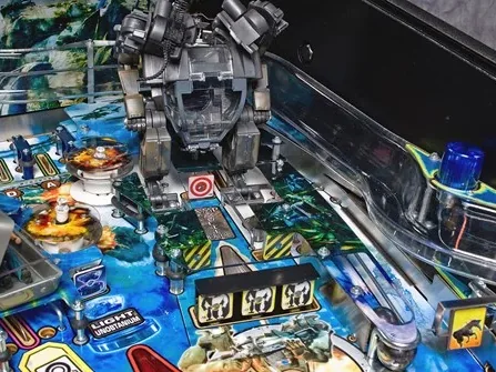 Het AMP Suit-gevecht op de Stern Avatar flipperkast