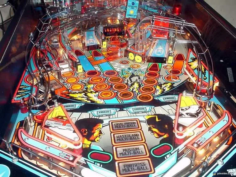 De vier multiballs op de Williams Demolition Man flipperkast