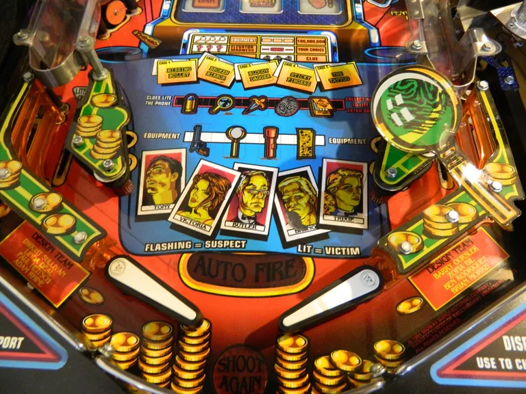 Los het mysterie op op de Bally Who Dunnit flipperkast